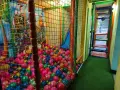 Продавам работещ детски парти център, снимка 13