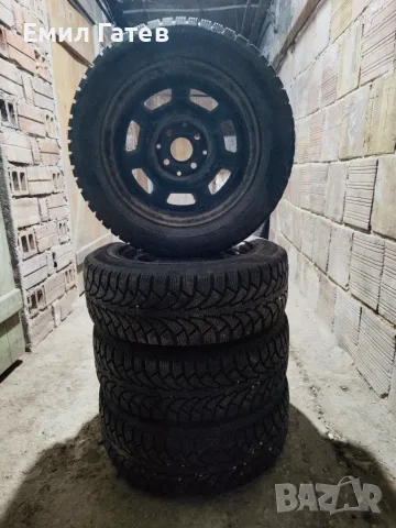 Продавам зимни гуми с джанти 