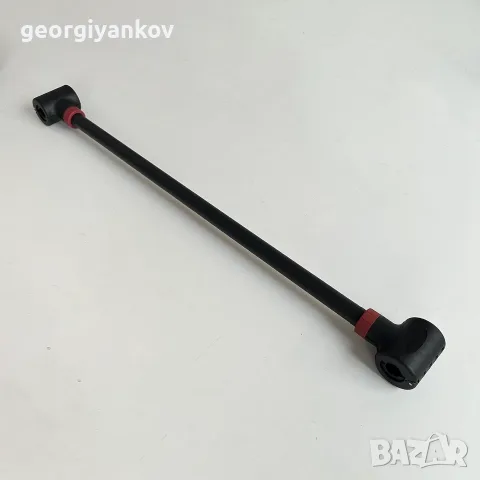 Лост за дъмбели/гири, подходящ за тренировки у дома и във фитнес залата.