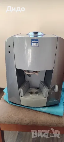 Кафемашина Lavazza Blue LB 1000 с капсули, снимка 5 - Кафемашини - 53898721