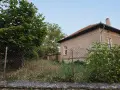 Продава се двуетажна къща с двор., снимка 1