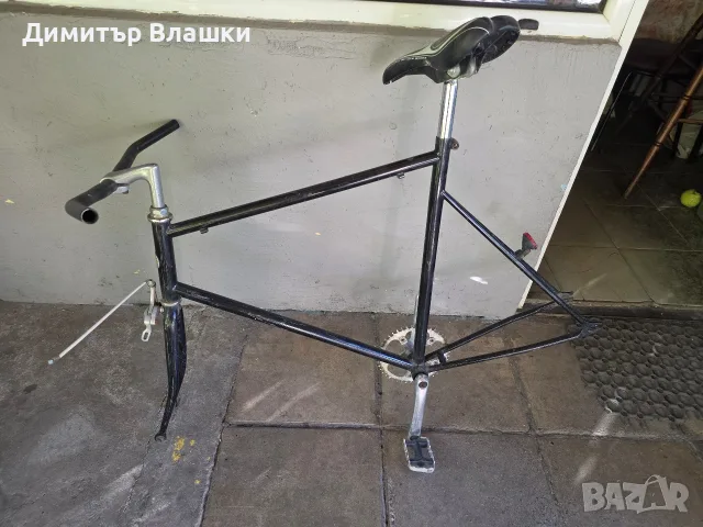 Ретро велосипедна рамка за проект