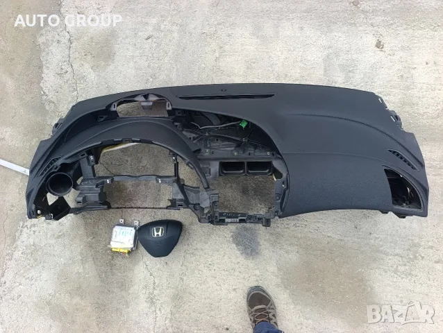 Арматурно табло с аербег за Хонда Сивик 8  / Honda Civic  до 11г.