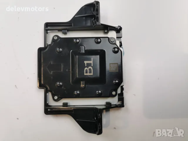 8686242010 Скоба за навигационна антена Toyota OEM 86862-42010; каталожен код 86862 за Toyota