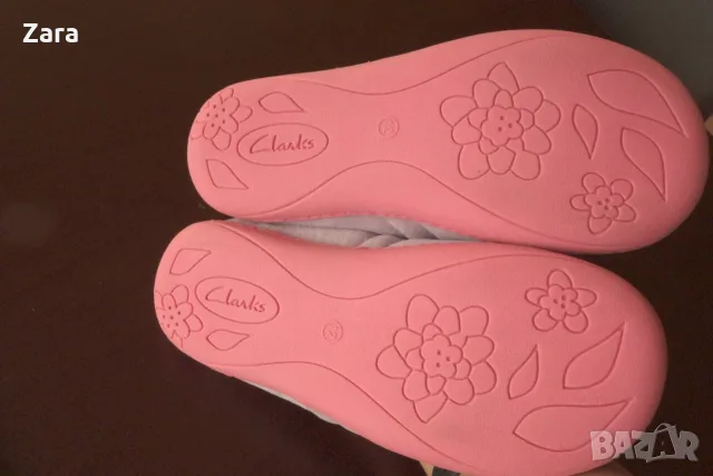 нови пантофи Clarks, 30ти номер , снимка 7 - Детски пантофи - 56612225