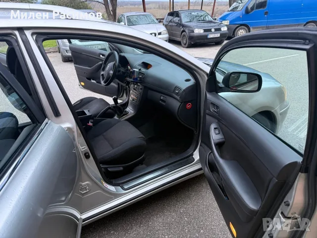 Тойота Авенсис 2.0 d4d, снимка 5 - Автомобили и джипове - 56557166