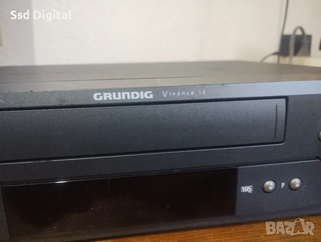 Видео Grundig Работещо , снимка 3 - Плейъри, домашно кино, прожектори - 56633918