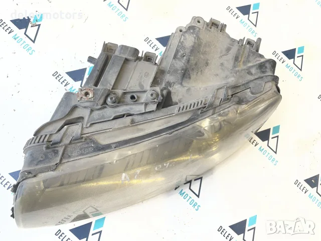 Фар ляв Xenon от Audi A8 D3 2004г., снимка 3 - Части - 56179289
