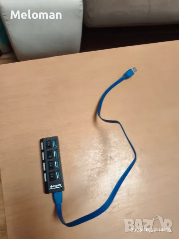 Продавам 4-портов USB 3.0 хъб, снимка 2 - Кабели и адаптери - 56741347