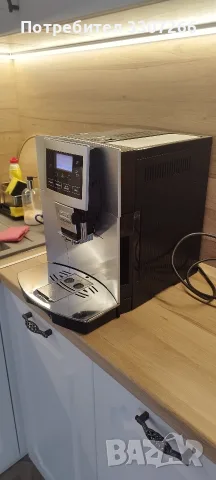 Кафе автомат DeLonghi , снимка 2 - Кафемашини - 56623948