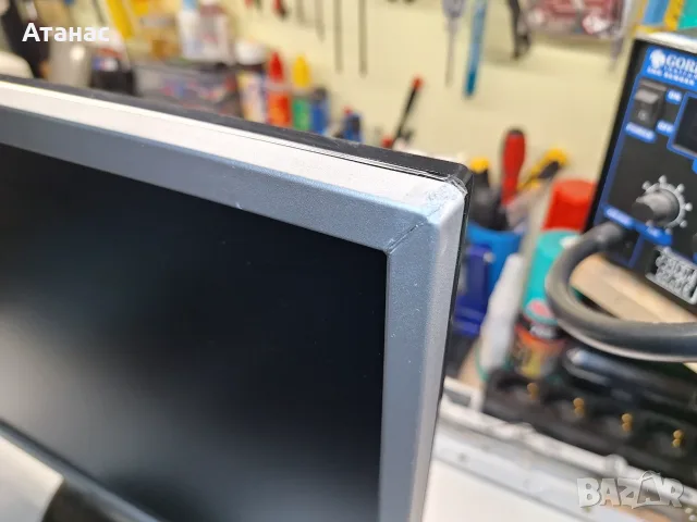 Монитор LG Flatron L196WTQ - 19', снимка 5 - Монитори - 56713918