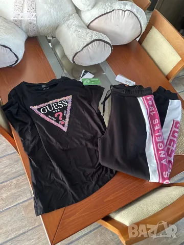 Дамска тениска и долница Guess, снимка 2 - Спортни екипи - 56617923