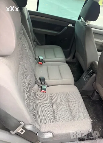 VW Toura 1.9 TDI DSG, снимка 6 - Автомобили и джипове - 56691115