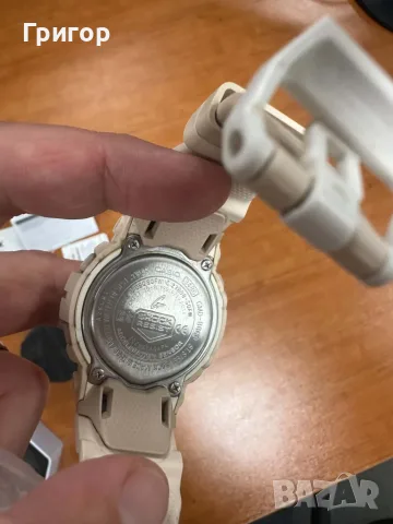 Продавам Дамски Casio G-Shock GMD-B800-4ER, снимка 5 - Дамски - 56705152