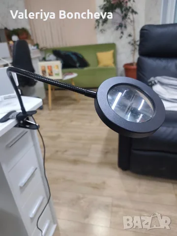 Лампа лупа 3X с регулируема LED светлина