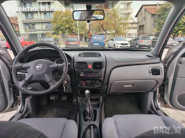 Нисан Алмера 1.5 бензин, снимка 9 - Автомобили и джипове - 56727315