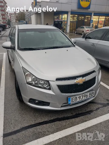 Продавам "Шевролет Круз"