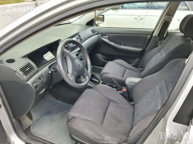 Toyota Corolla D4D 2.0 Hatchback, снимка 7 - Автомобили и джипове - 56648610