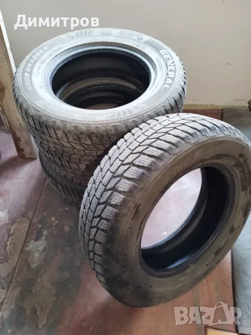 Гуми зимни  215/70 R16 General