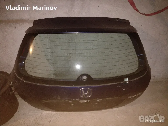 Пета врата за Honda Civic 1.7 cdti 2003 г. тъмно синя.