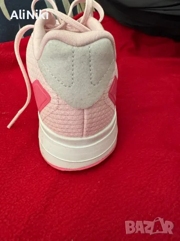 Дамски маратонки Adidas , снимка 8 - Маратонки - 56588165