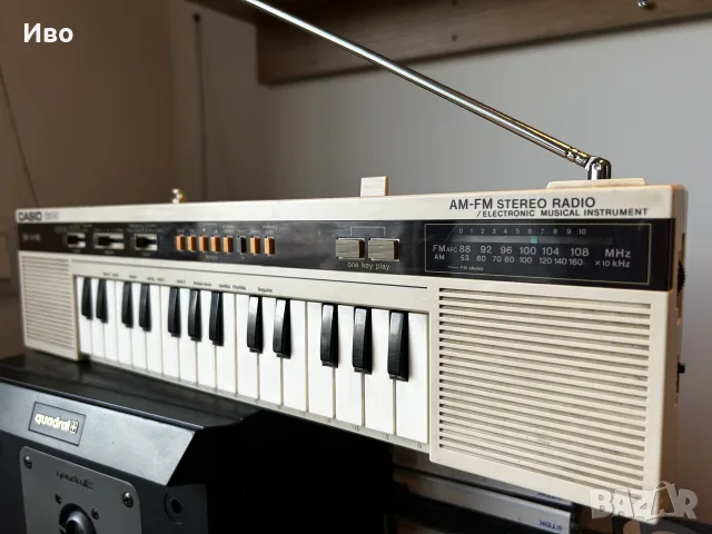 Casio CK-10 Vintage Синтезатор Пиано Орган със ФМ-АМ Радио