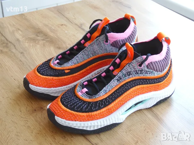 Nike Cosmic Unity 3 As One We Win - 42 номер Оригинални!, снимка 2 - Маратонки - 56576360