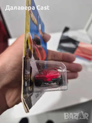 1/64 64 Corvette Sting Ray HotWheels , снимка 4 - Колекции - 56588516