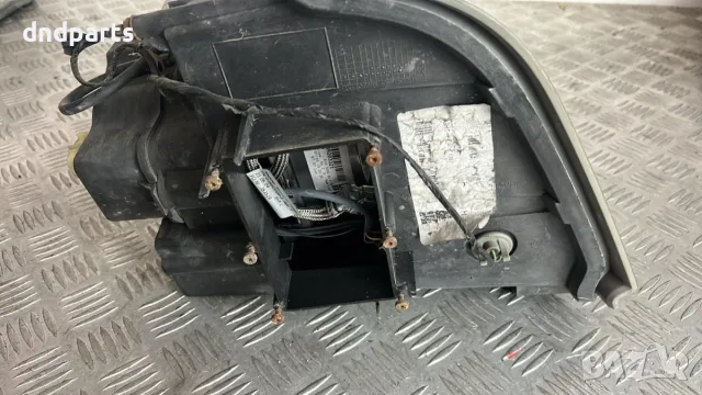 Десен фар Cadillac SRX 2005 SRX (2004-2009), снимка 5 - Части - 56731448