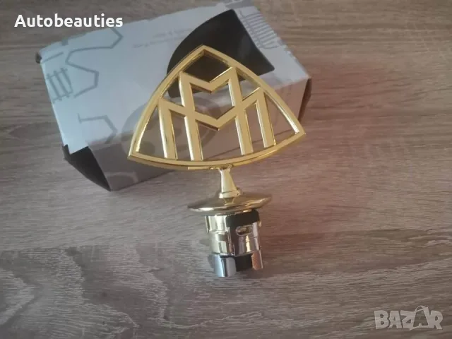 Maybach златиста емблема