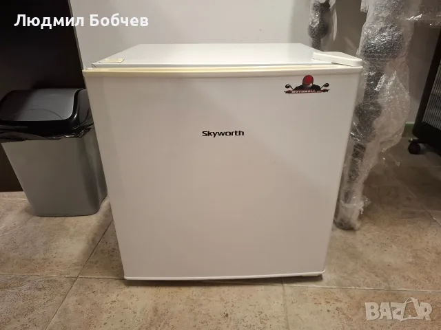 Хладилник 40л. тип "Минибар"