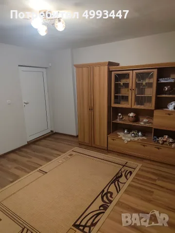 Двуетажна къща в кв. Изгрев, снимка 2 - Къщи - 56712879