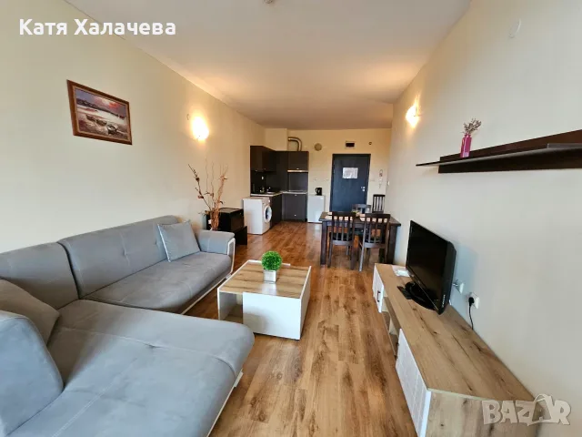 Двустаен апартамент под наем в к.к. Златни пясъци, к-с Ялта – 350 € 