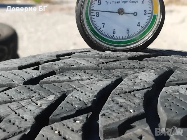 Гуми 235 55 19 Нокиан Nokian 4 броя - нов внос. Не са нови! Посочената цена е за един брой гума.