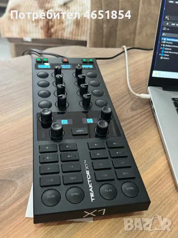 Native Instruments Traktor x1 Mk3, снимка 8 - Ресийвъри, усилватели, смесителни пултове - 56632838