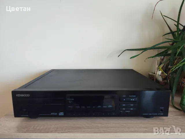 CD Плеър Kenwood DP-3090 (DAC: KAN-03 / Sharp)
