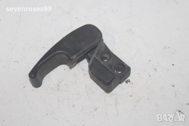 Дръжка преден капак Фолксваген Голф 3 1996 1.9tdi VW Golf 3 комби