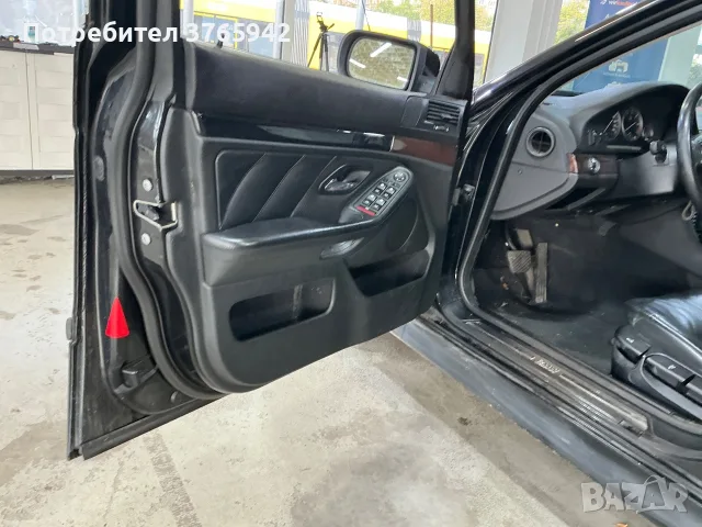 BMW 525i Exclusive Edition EURO4, снимка 11 - Автомобили и джипове - 56576365