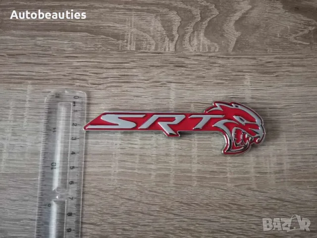 SRT Hellcat сребристо с червено емблема дясна, снимка 6 - Аксесоари и консумативи - 56581121
