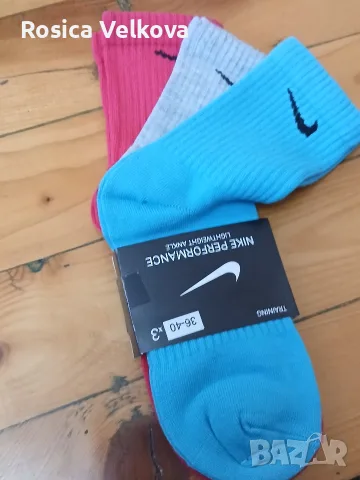 Луксозни чорапи NIKE , снимка 2 - Дамски чорапи - 56657099