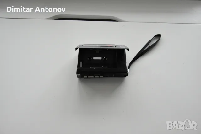 2 броя Сони касетки Walkman