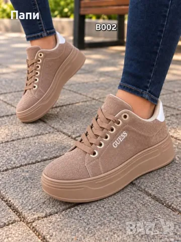 Дамски сникърси Guess в кафяво 
