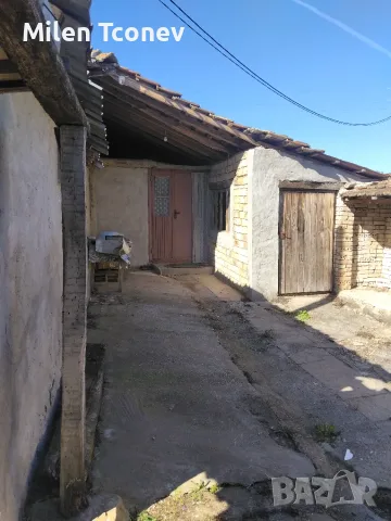 Продавам Просторна къща, снимка 16 - Къщи - 56740961