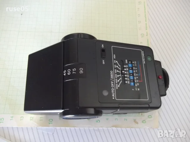 Светкавица "Vivitar 2800 Auto Thyristor" работеща, снимка 9 - Светкавици, студийно осветление - 56658093