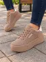 Дамски сникърси Guess в кафяво , снимка 1