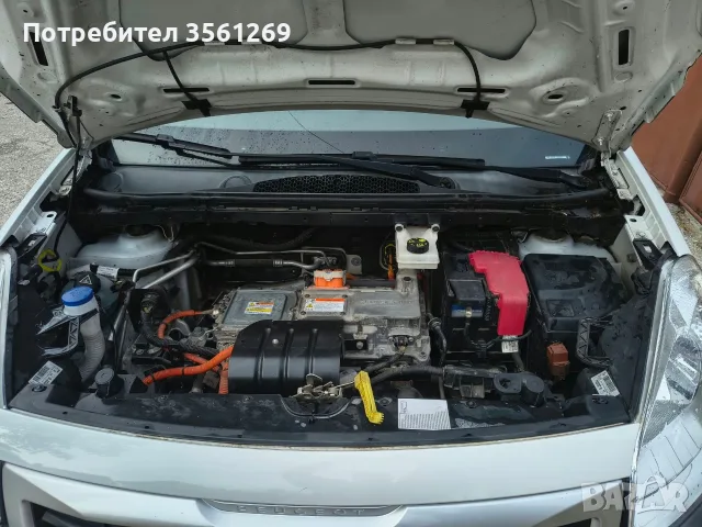 Peugeot Partner 2017 електрически , снимка 12 - Автомобили и джипове - 56585961