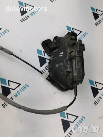 5TB837015 Брава на предна лява врата Предна лява врата; за автомобили с ляв волан за Skoda Rapid