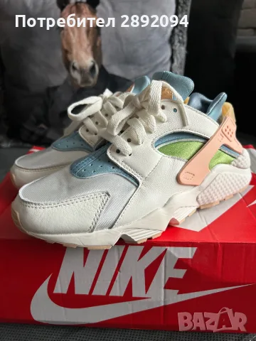 Дамски маратонки Nike Air Huarache, снимка 2 - Маратонки - 56655686