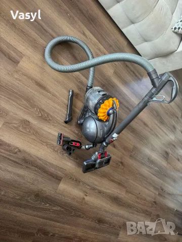 Прахосмукачка Dyson DC33C, снимка 2 - Прахосмукачки - 56662782