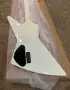 Epiphone 80s Explorer White - Нов с Калъф и Куфар, снимка 2